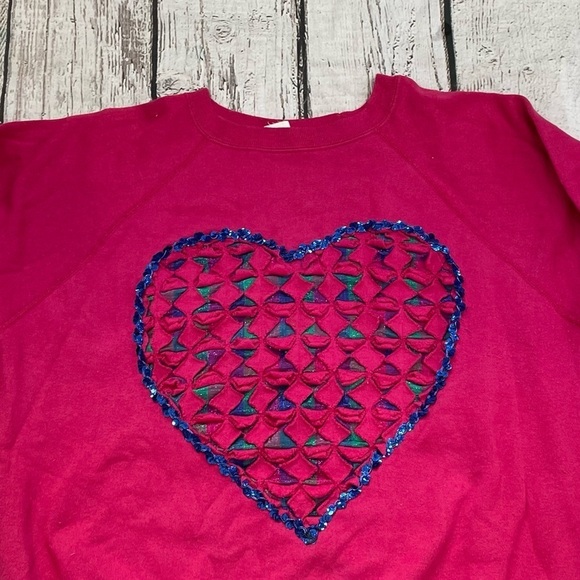 Vintage Heart Valentine Pink 1980s Crewneck Jumper Sweatshirt - Picture 2 of 5